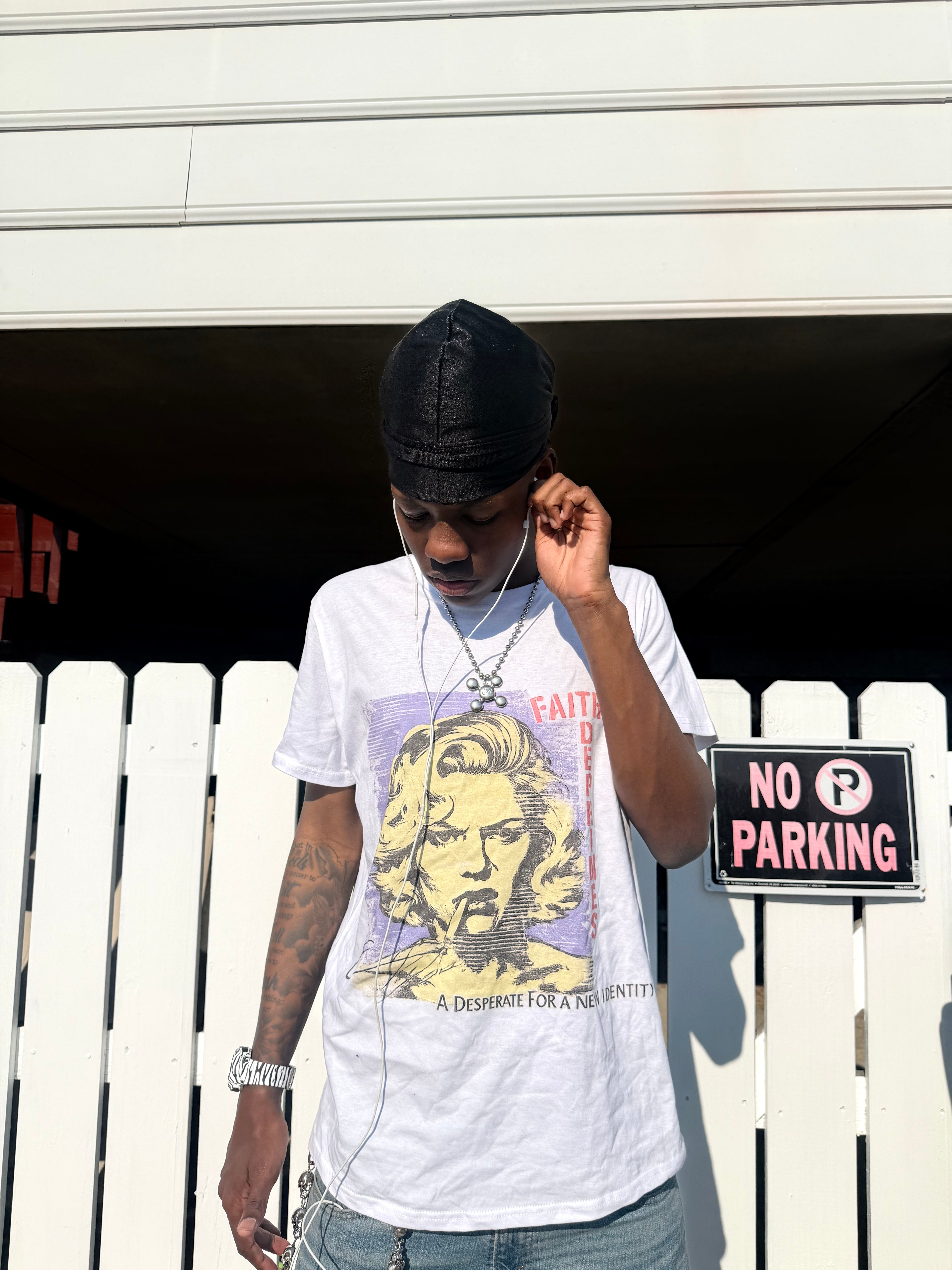 Desperate dreams tee