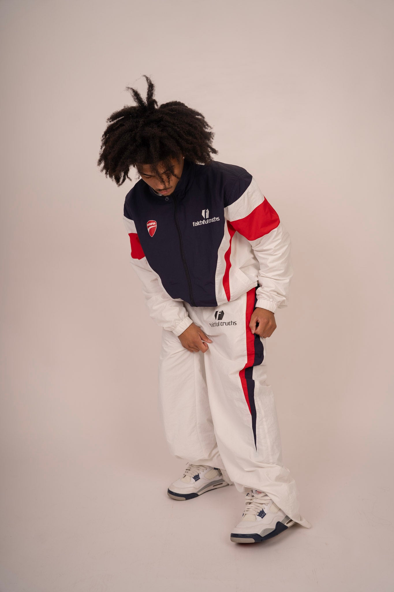 Faithful truths "Tracksuit"